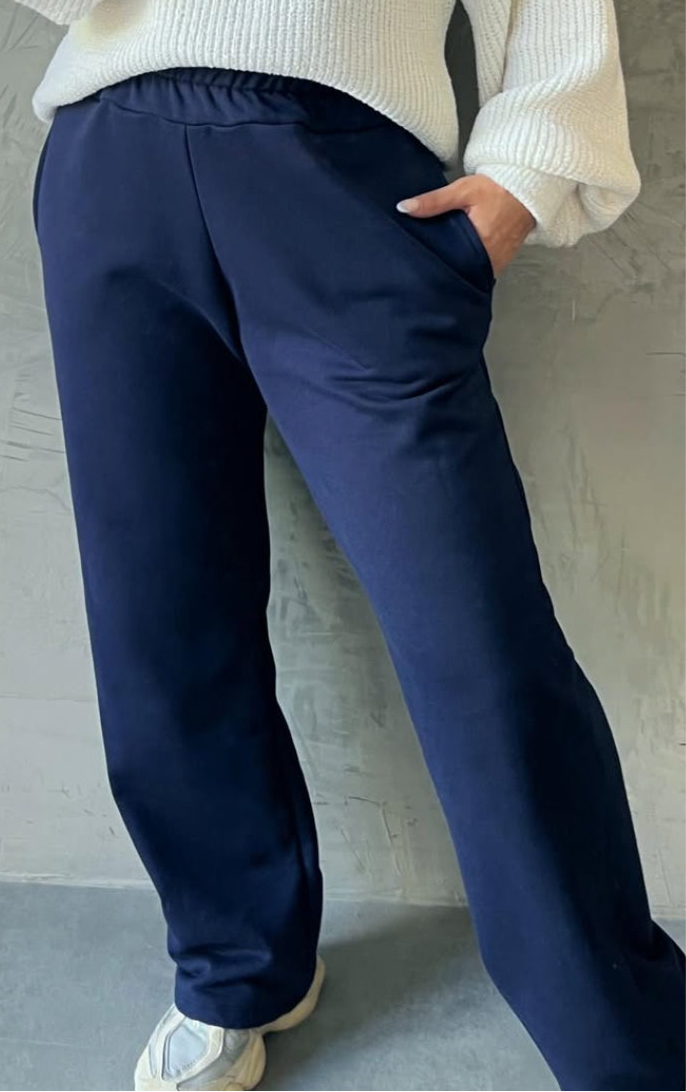 Calça Moletom Peluciado Reta